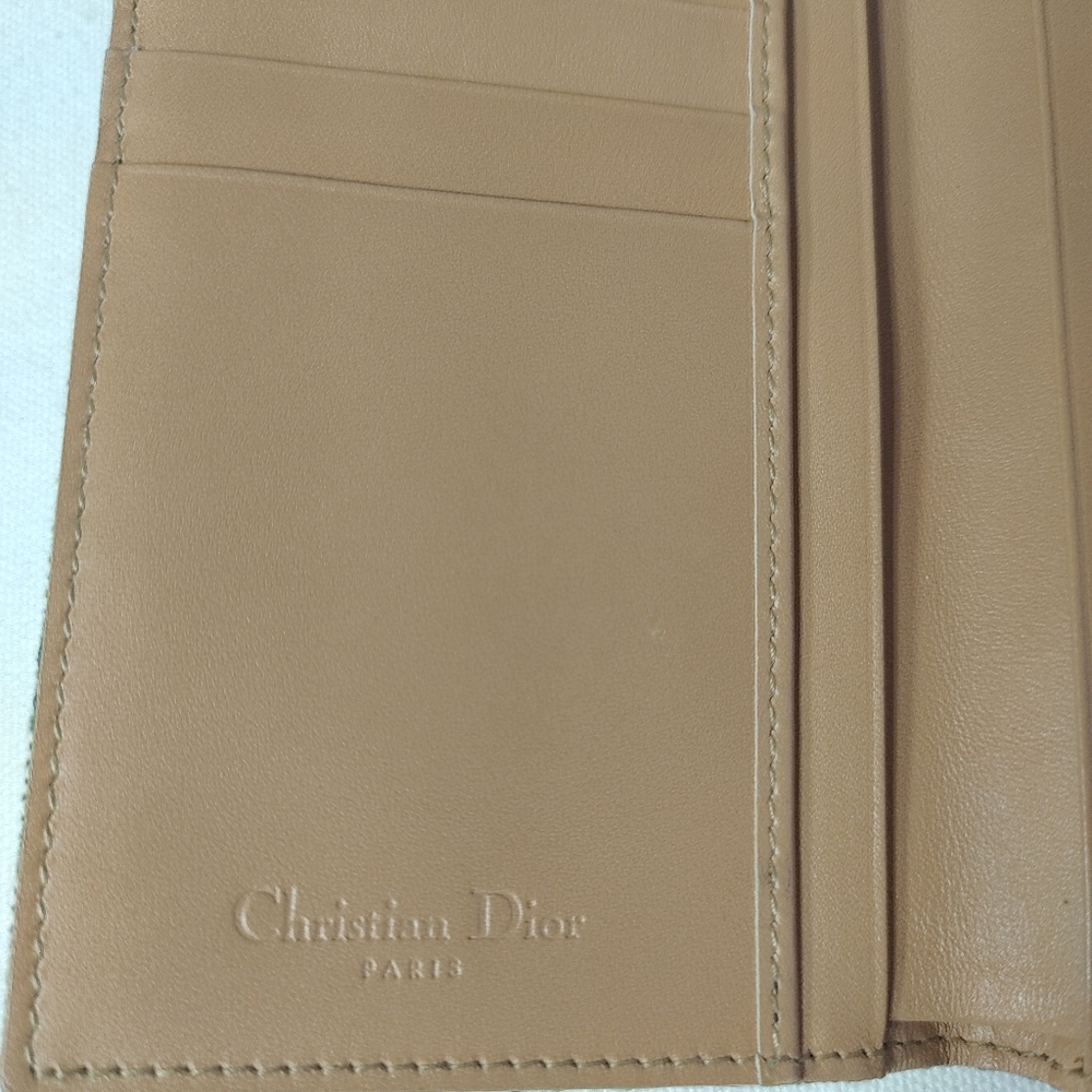 DIOR  Green Saddle Wallet - Picture 8 of 15